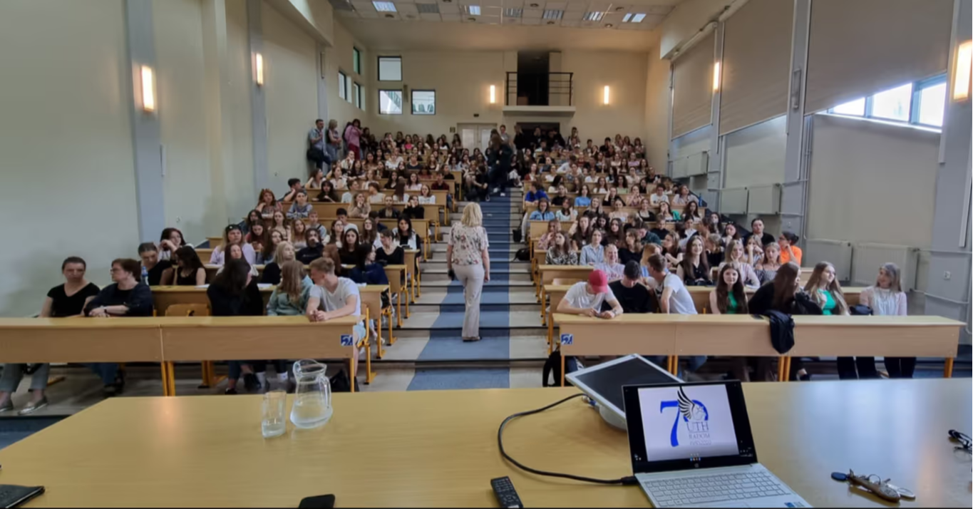 Uniwersytet Medyczny we Wrocławiu - polski lider w prestiżowym rankingu THE WUR 2024
