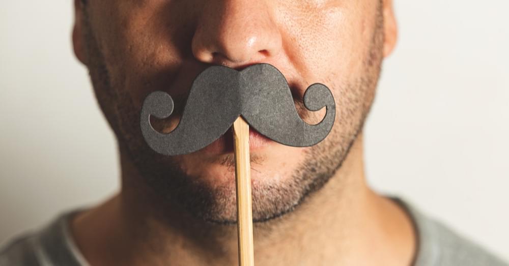 Movember – jak wąsy mogą pomóc w profilaktyce raka?