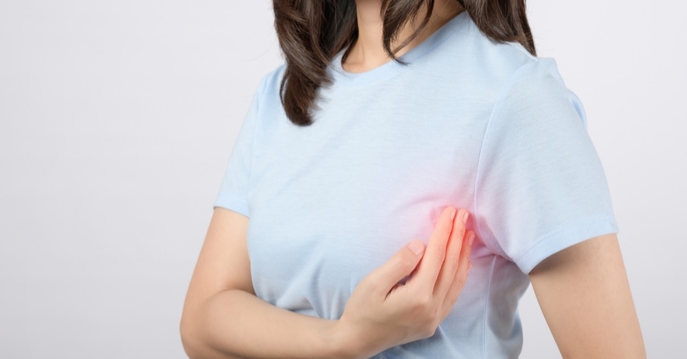 Bóle piersi niezależne od cyklu – kiedy potrzebna pilna diagnostyka?