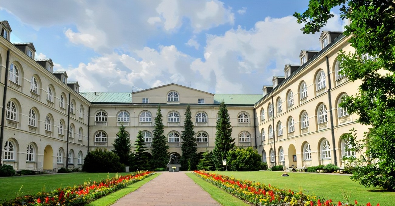 KUL dołącza do grona uczelni z pozytywną oceną lekarskiego