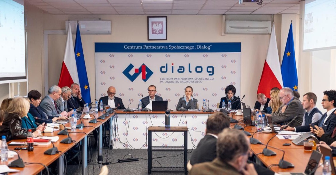 Kolejna runda rozmów o wynagrodzeniach bez przełomu