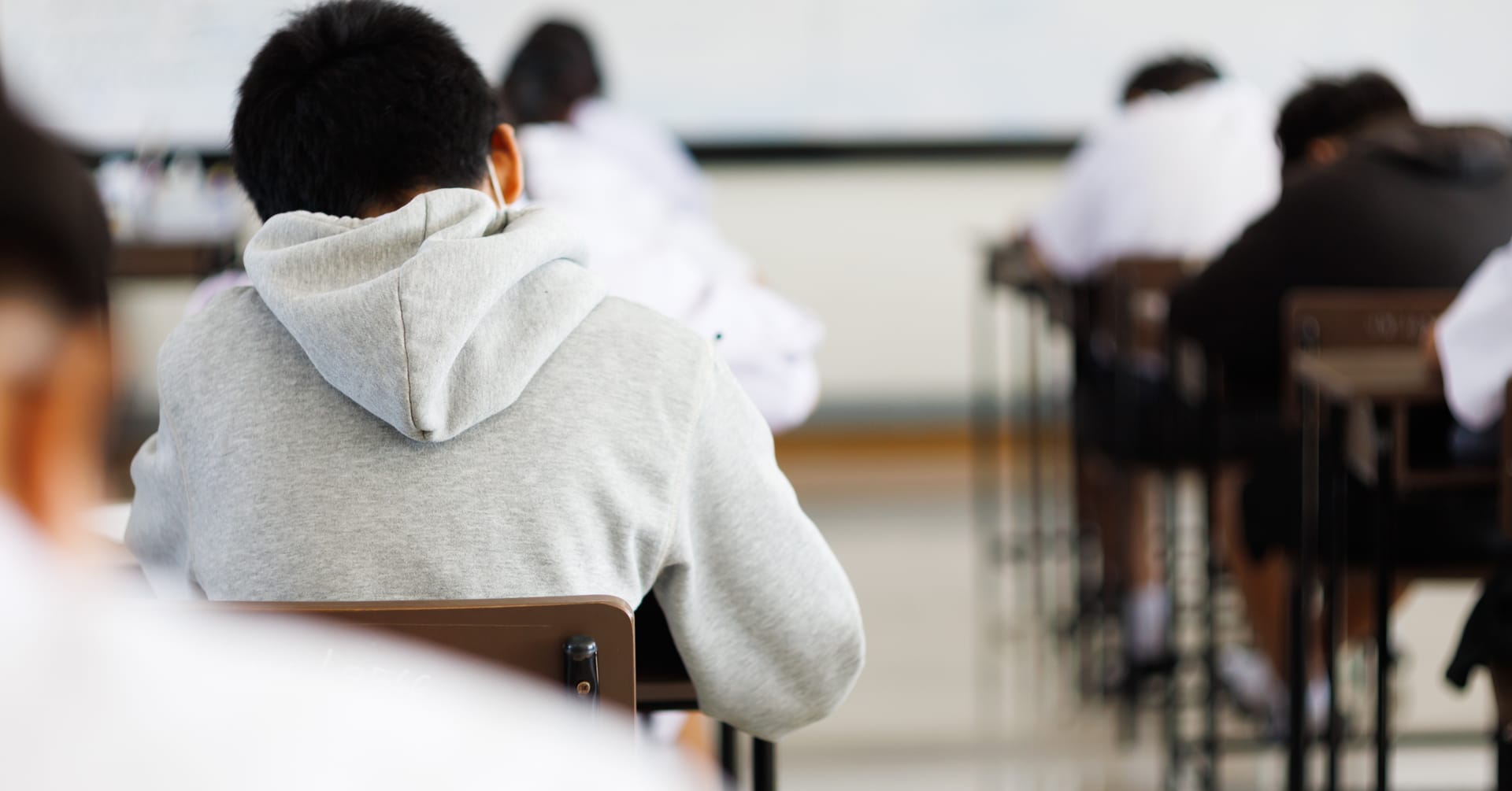 Wiosenna sesja PES 2026. CEM publikuje terminy egzaminów testowych