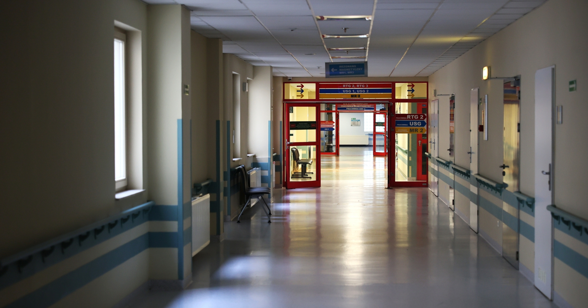 Szpitale powiatowe na finansowej krawędzi. Samorządy z Podlasia apelują o pilne zmiany w systemie