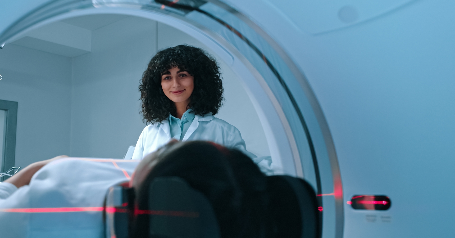 Alivia alarmuje: planowane cięcia w NFZ mogą ograniczyć diagnostykę i leczenie onkologiczne