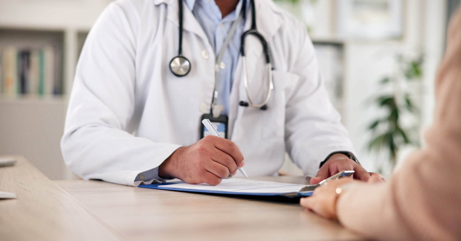 Leczenie HIV niezależne od ubezpieczenia. Rząd przyjął projekt zmian