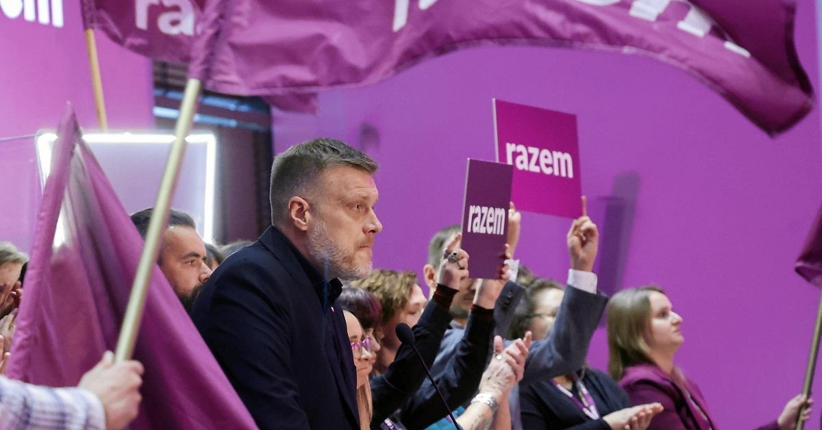 Razem proponuje etaty w ochronie zdrowia i zakaz łączenia pracy publicznej z prywatną praktyką