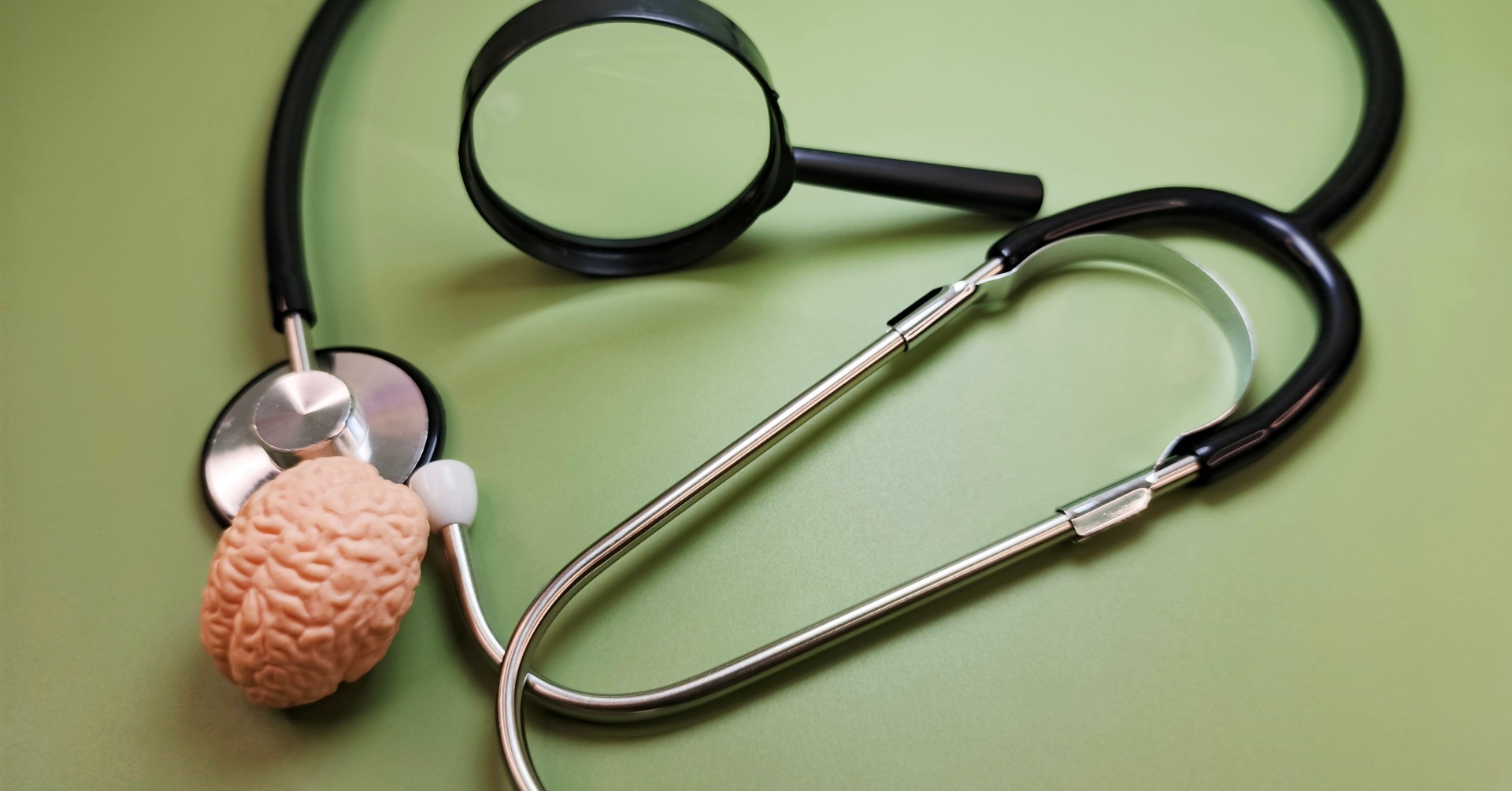 Pacjent z niedowładem ksobnym i dystalnym - diagnostyka neurologiczna i neurofizjologiczna