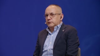 Wybór leków przeciwdepresyjnych: citalopram kontra escitalopram i SNRI przy otyłości
