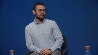 Leczenie trądziku w POZ, kryteria skierowania i badania przed izotretynoiną