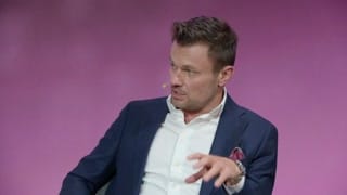 Ostry wzrost ciśnienia — leczenie doraźne (nitrendypina, kaptopril) i wskazania do dodania riwaroksabanu