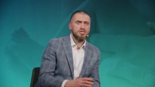 Podejście do dziecka gorączkującego: wywiad, leczenie domowe i kryteria hospitalizacji